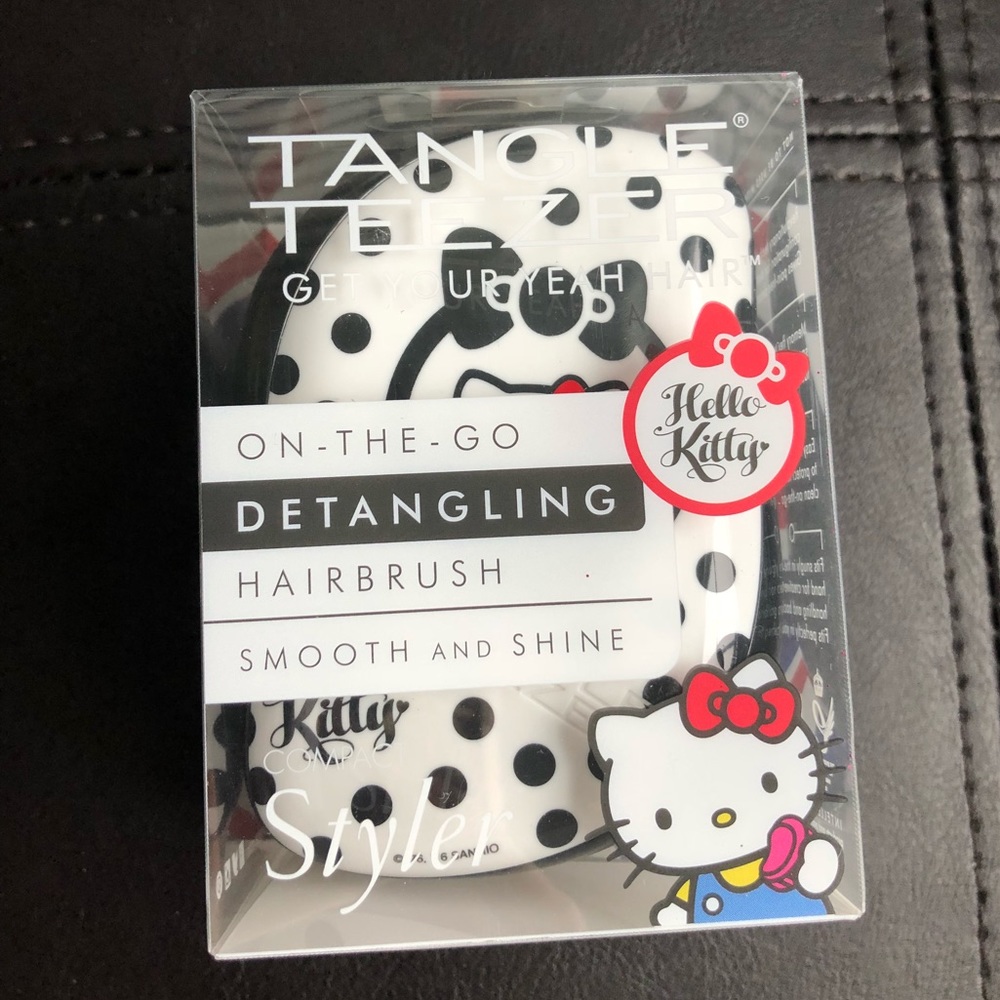 NIB Tangle Teezer - Hello Kitty Compact Styler